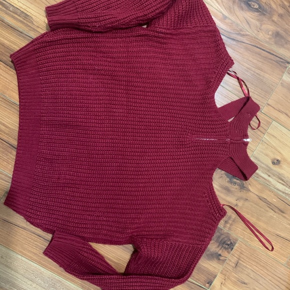 LF Off the Shoulder Maroon Sweater size S - Picture 5 of 8